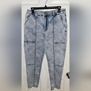 Acid Wash Skinny Jeans
